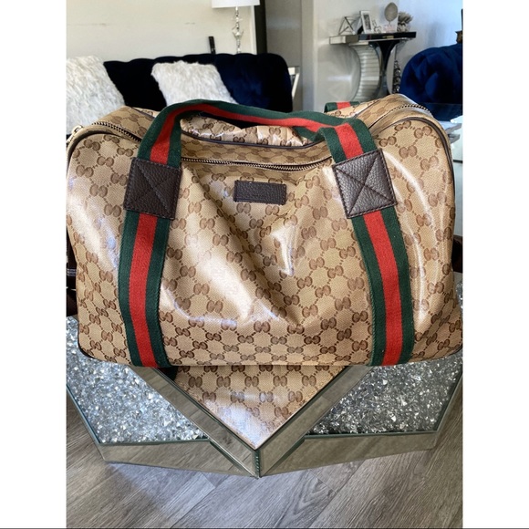Gucci Handbags - Gucci duffle bag